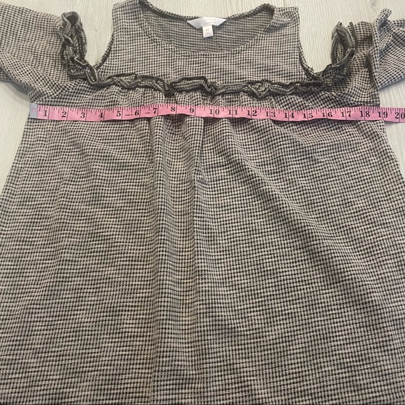 LAUREN CONRAD Cold Shoulder Tan and Black Checkered Stretch Baby Doll Mini Dress - Picture 4 of 11